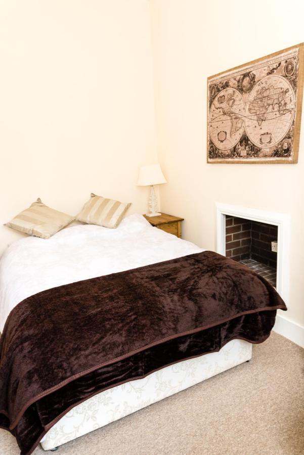 Stylish 2 Bedroom, City Centre Apartment Aberdeen Ngoại thất bức ảnh
